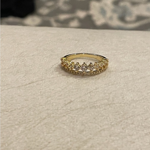New Gold Plated S425 Queen / Princess Crown Simulated White Sapphire Ring Size 7 - Picture 7 of 8